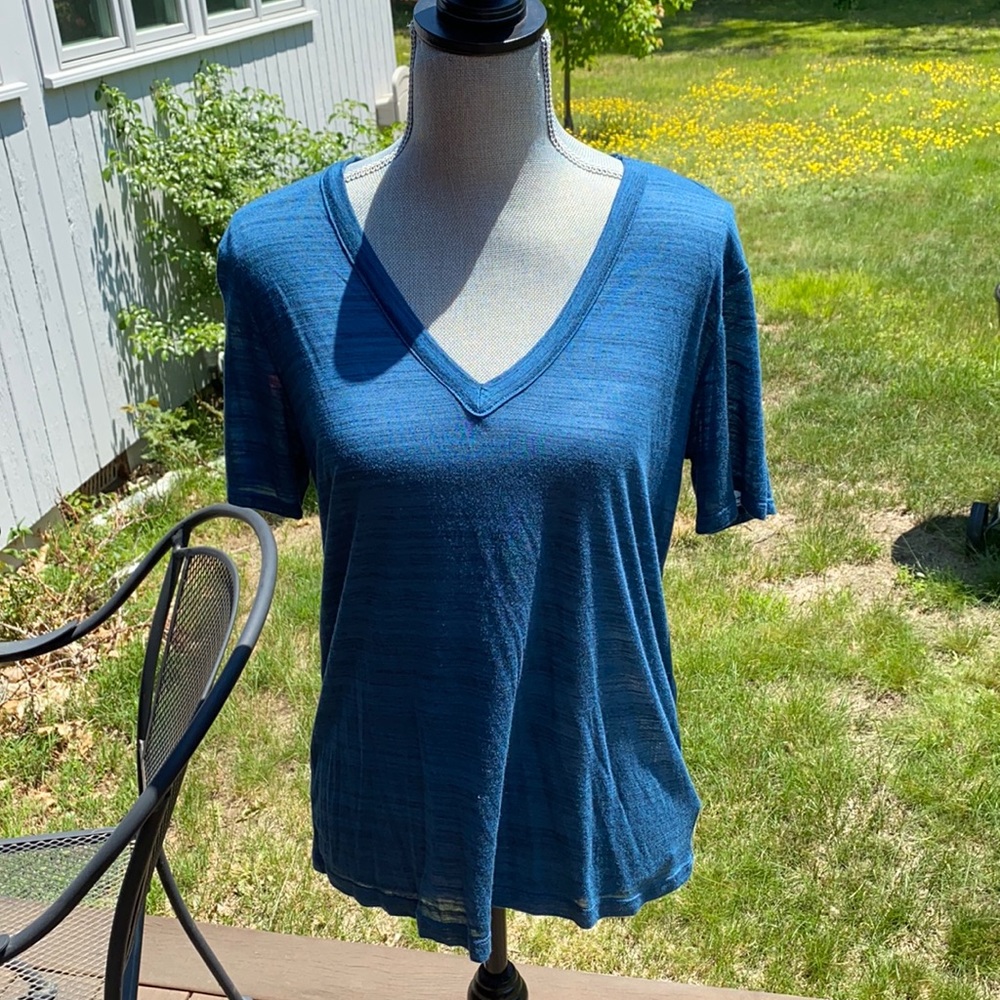 ‘Splendid’ - New TShirt with Tags! Beautiful blue!